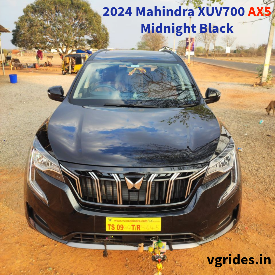 Mahindra XUV700 AX5 with a 2.2 L turbo diesel engine delivers an impressive 182 BHP at 3500 rpm and 420 Nm at 1600-2800 rpm. on road price Hyderabad of Rs - 23,04,964