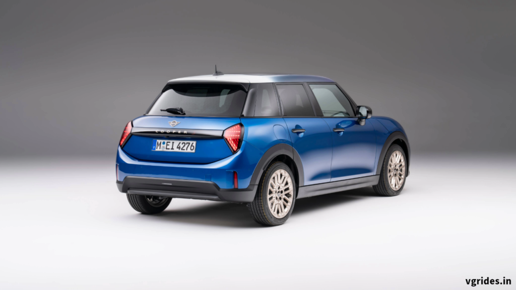 Mini Cooper 5 door has a longer wheelbase than the mini Cooper 3 door but the same design character with more space in the interior for luxury seating and comfort. Good boot space with 275 liters is adequate for the family and with the 60:40 split seats boot space can be bumper to massive 925 liters.